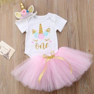 Babies 1st birthday 3 piece Unicorn Set